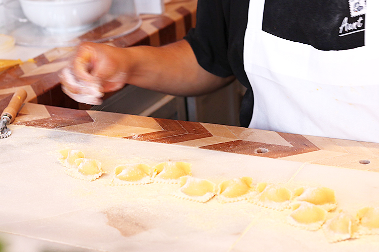 Aunt Jakes Home Made Pasta Process