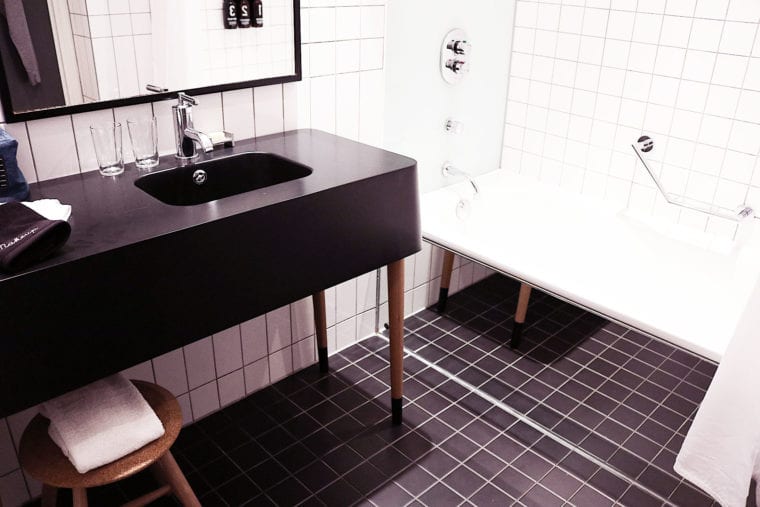 Ace-Hotel-Shoreditch-London-Deluxe-Double-Sink
