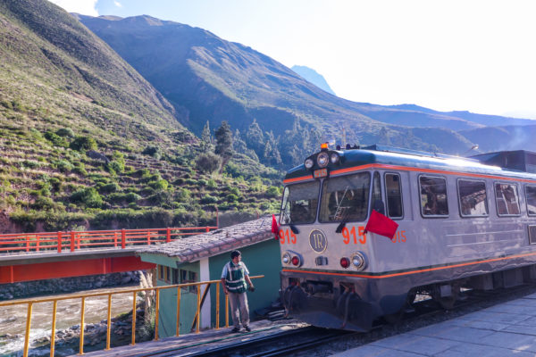 Which is the Best? [Inca or Peru Rail? Voyager or 360? Luggage Limit?]